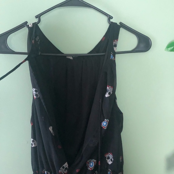 Cute Summer Mini Dress - Picture 3 of 8